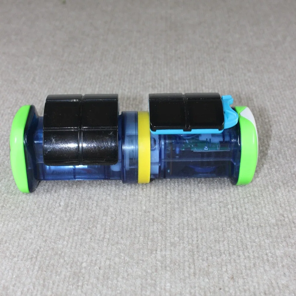 Hasbro Bop It Tetris Handheld Electronic Game Blue Translucent Light Up 2013